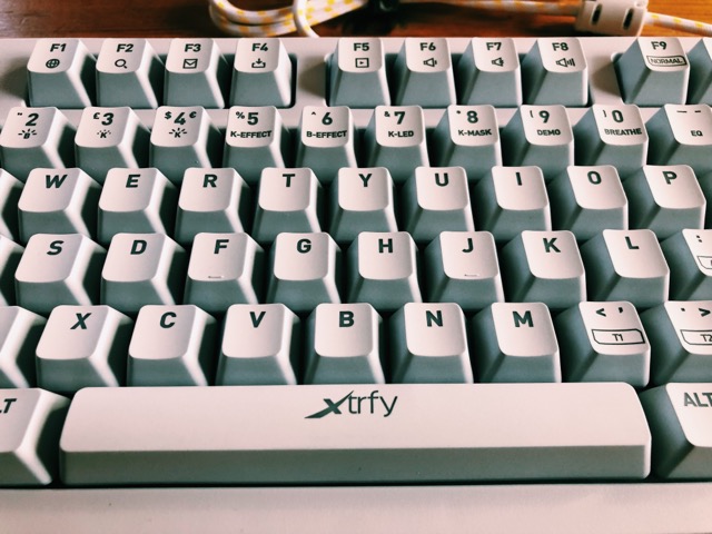 Xtrfy K2 Rgb ホワイト レビュー 幻のキーボード 白 がまさかの復活 お買い求めはお早めに ノリと勢いと北の国から